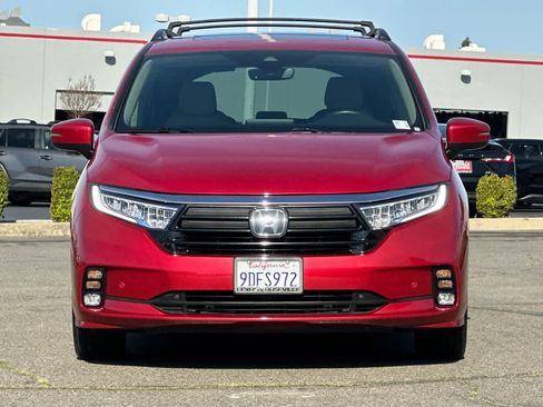 Used 2023 Honda Odyssey Touring image 10
