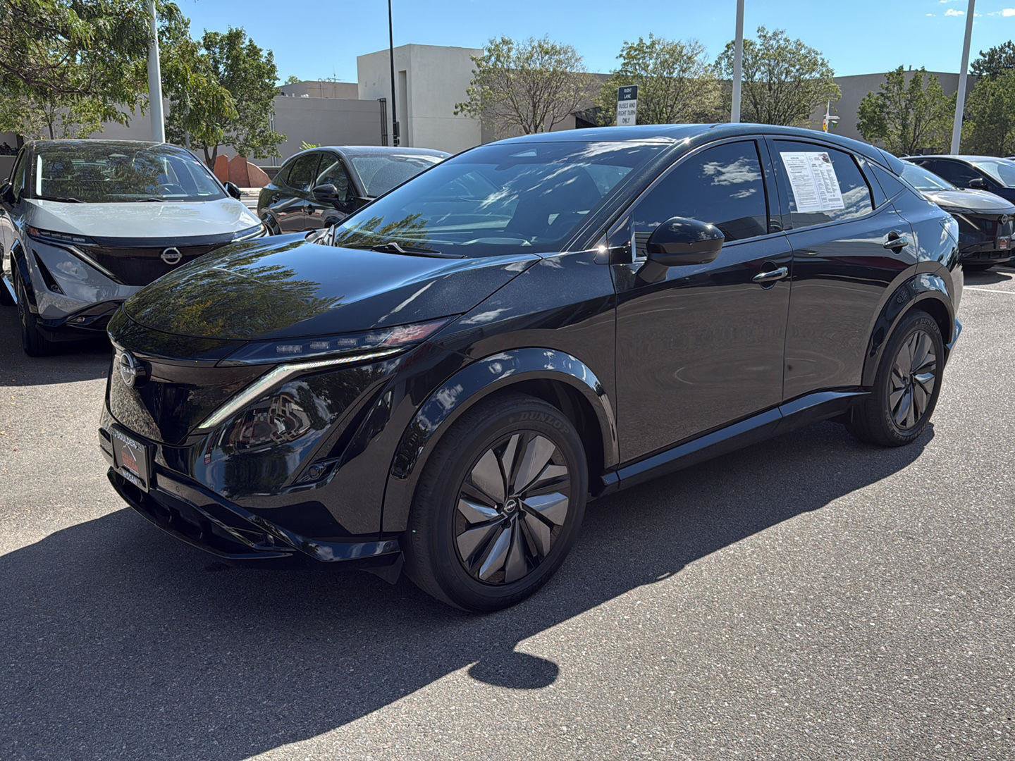 Used 2024 Nissan Ariya AWD image 4