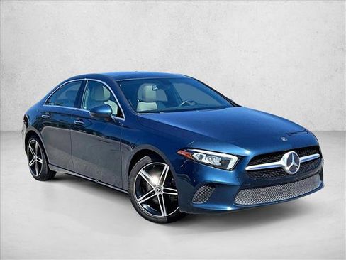 Used 2020 Mercedes-Benz A 220 image 11