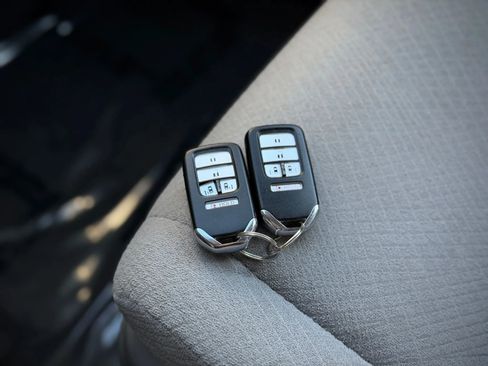 Used 2016 Honda Odyssey SE image 22