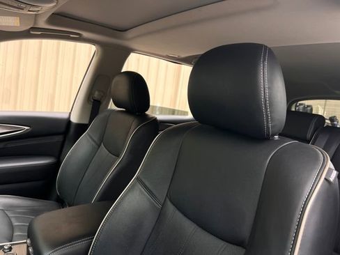 Used 2020 INFINITI QX60 Luxe w/ Essential Package image 14