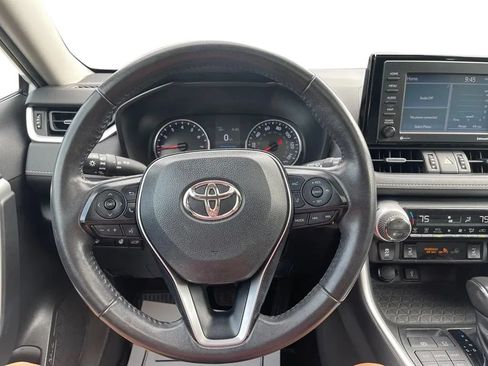 Used 2020 Toyota RAV4 XLE Premium AWD/4WD image 26