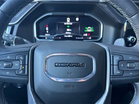 Used 2022 GMC Sierra 1500 Denali Ultimate image 36