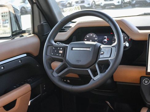 New 2026 Land Rover Defender 110 X-Dynamic SE AWD/4WD image 26