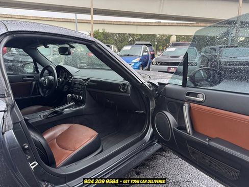 Used 2014 MAZDA MX-5 Miata Grand Touring w/ Premium Package RWD image 23