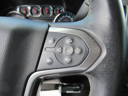 Certified 2018 Chevrolet Silverado 1500 LT RWD image 21