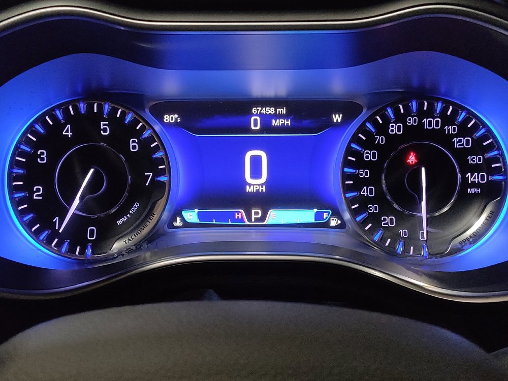Used 2015 Chrysler 200 C FWD image 23