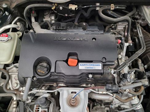 Used 2019 Honda Civic Sport image 30