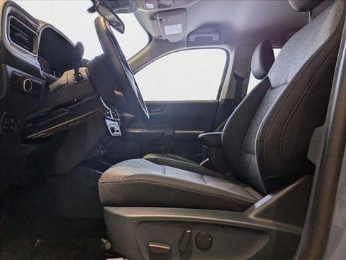 New 2025 Ford Maverick XLT w/ XLT Luxury Package image 4