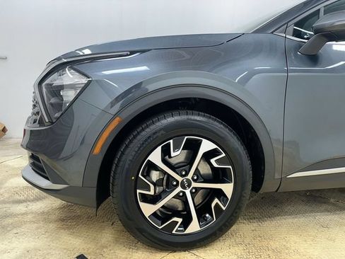 Used 2023 Kia Sportage EX FWD image 19