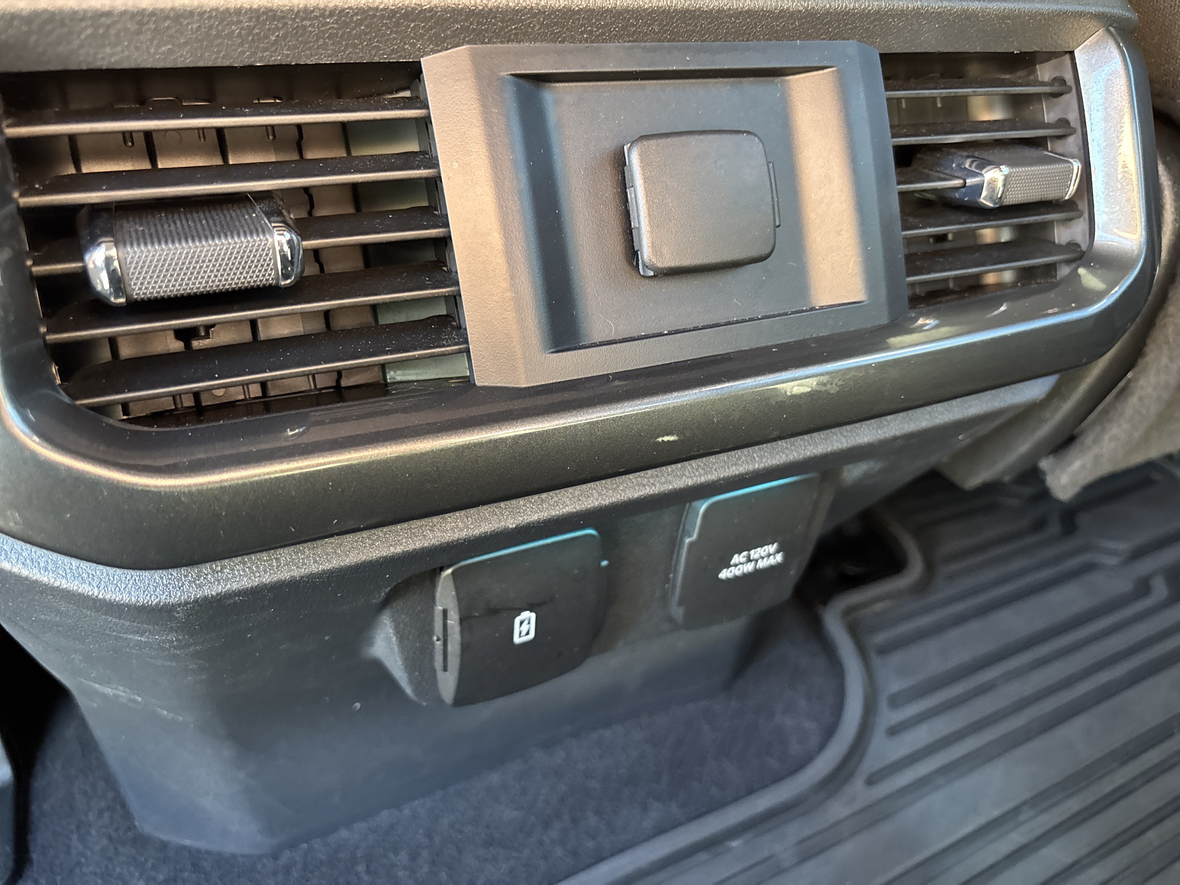 Used 2023 Ford F150 XLT w/ Equipment Group 302A High AWD/4WD image 18