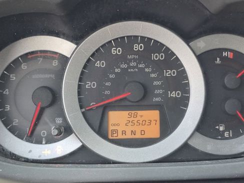 Used 2011 Toyota RAV4 Limited w/ Limited Extra Value Pkg FWD image 11