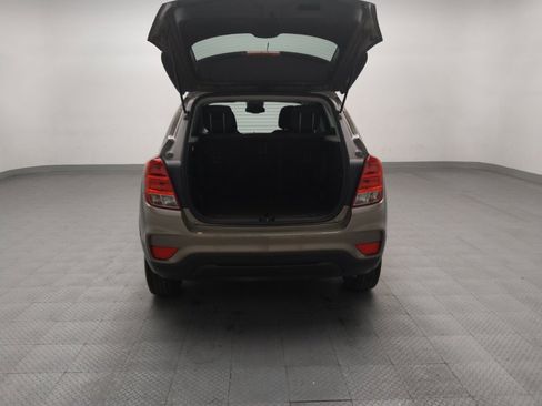 Used 2020 Chevrolet Trax LS image 29