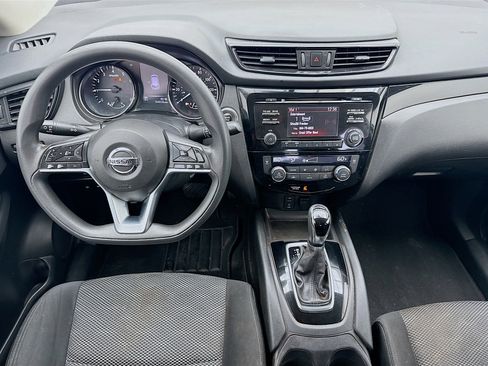 Used 2017 Nissan Rogue Sport SV image 14