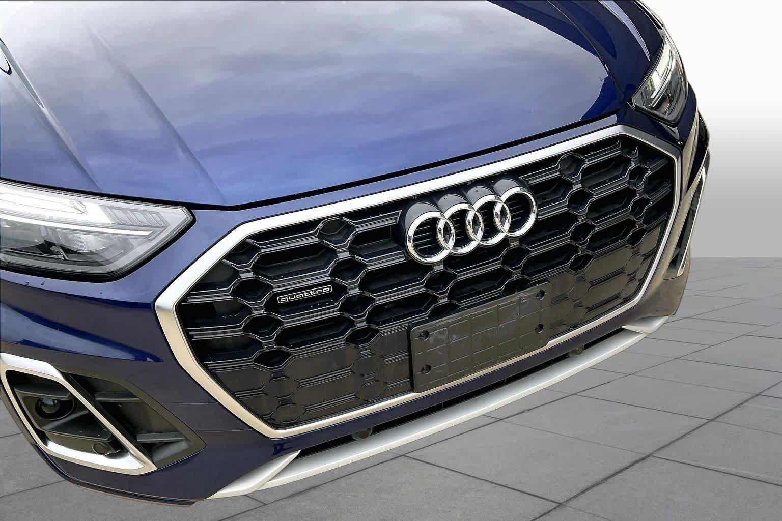 Used 2022 Audi Q5 2.0T Premium w/ Convenience Package AWD/4WD image 29