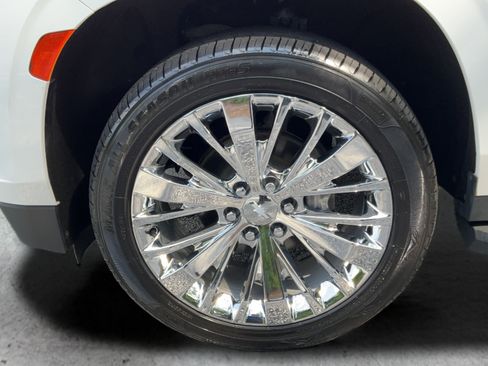 Used 2021 Chevrolet Tahoe LT RWD image 24