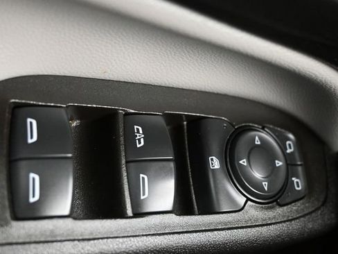 Used 2024 Chevrolet Equinox LS FWD image 26