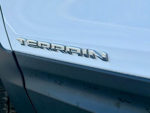 Used 2022 GMC Terrain SLE w/ Driver Convenience Package image 16