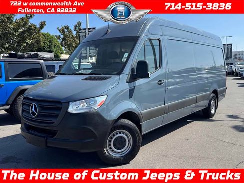 Used 2019 Mercedes-Benz Sprinter 170 image 1