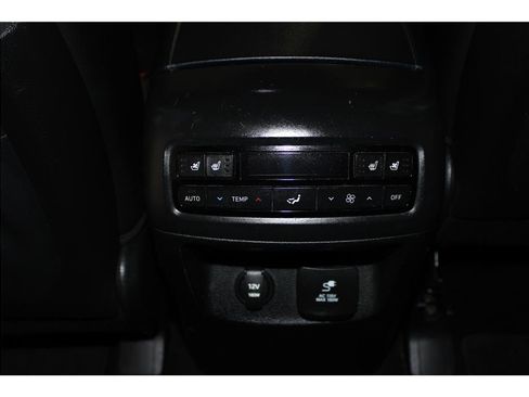 Used 2020 Hyundai Palisade Limited image 17