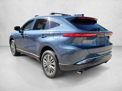 Used 2021 Toyota Venza Limited image 7