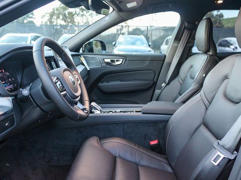 New 2026 Volvo XC60 B5 Ultra w/ Climate Package PRO image 20