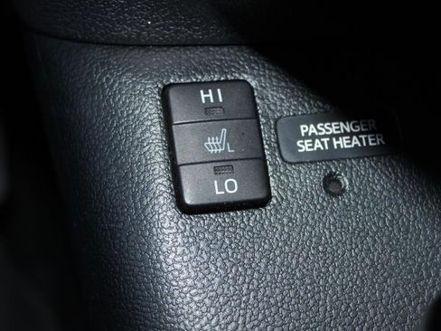 Used 2018 Toyota Prius Prime Plus image 23