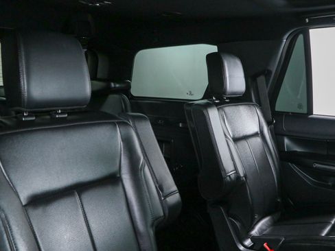 Used 2021 Ford Expedition XLT RWD image 30