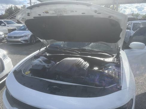 Used 2017 Dodge Charger R/T image 30