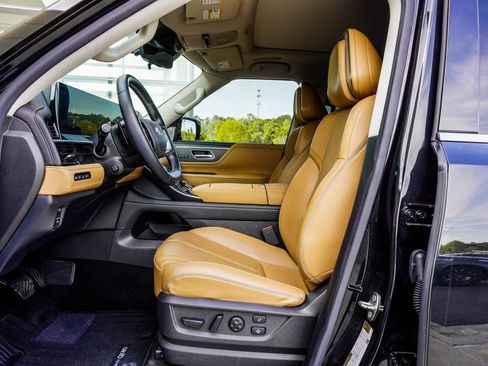Certified 2025 INFINITI QX80 Sensory AWD/4WD image 35