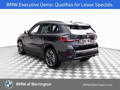 Certified 2025 BMW X1 xDrive28i w/ Technology Package image 3