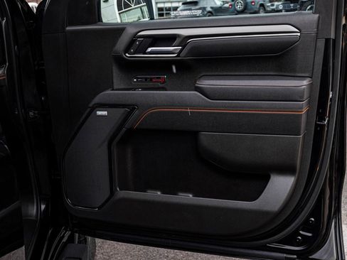 Used 2025 GMC Sierra 1500 AT4 w/ AT4 Premium Package image 13