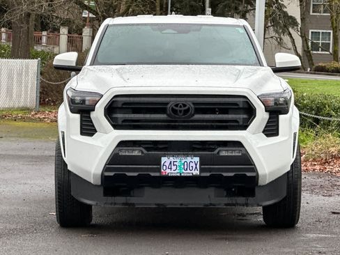 Used 2024 Toyota Tacoma SR5 image 10