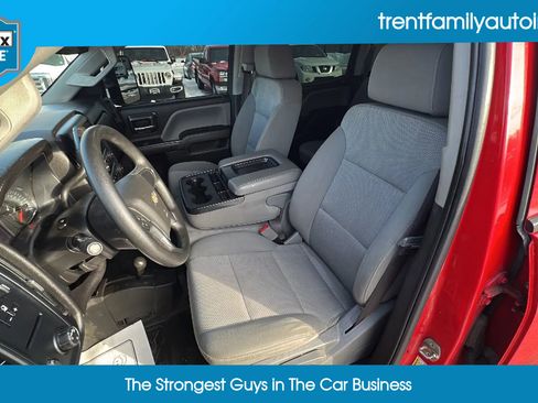 Used 2017 Chevrolet Silverado 2500 W/T w/ Snow Plow Prep Package image 28