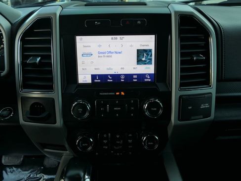 Used 2019 Ford F150 Lariat image 22