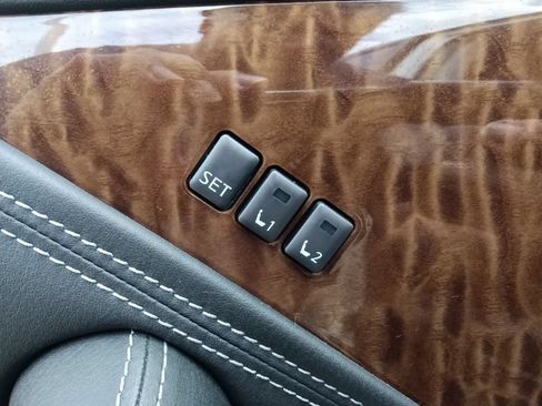 Used 2018 Nissan Armada Platinum w/ Captain Seat Package AWD/4WD image 13