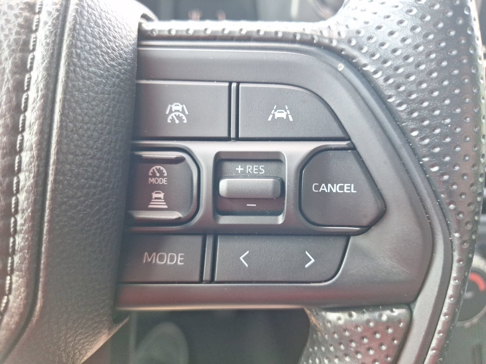 Used 2026 Toyota Tacoma SR AWD/4WD image 19