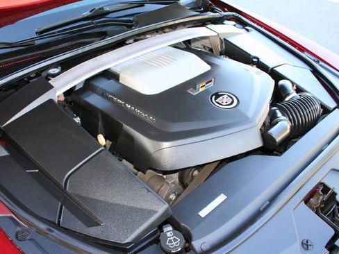 Used 2009 Cadillac CTS V image 31