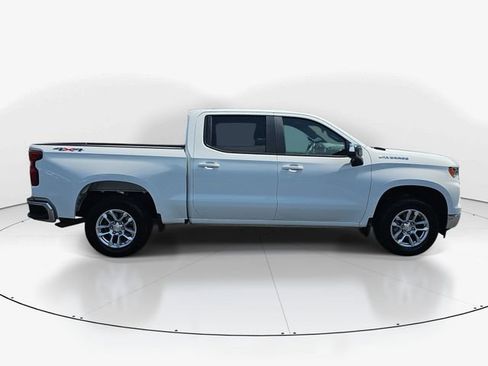 Used 2023 Chevrolet Silverado 1500 LT AWD/4WD image 3