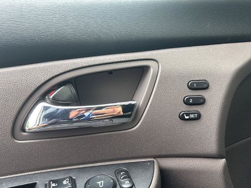 Used 2016 Honda Odyssey Touring Elite image 14