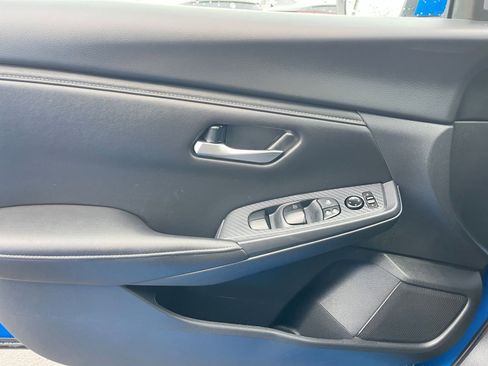 Used 2025 Nissan Sentra SV image 20