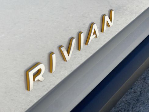 Used 2024 Rivian R1S Adventure Quad AWD/4WD image 6