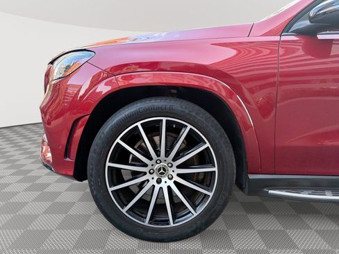 Used 2022 Mercedes-Benz GLS 450 4MATIC w/ AMG Line Exterior image 19