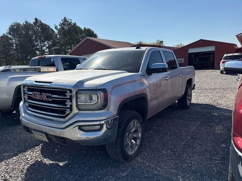 Used 2017 GMC Sierra 1500 SLT w/ SLT Premium Package AWD/4WD image 8