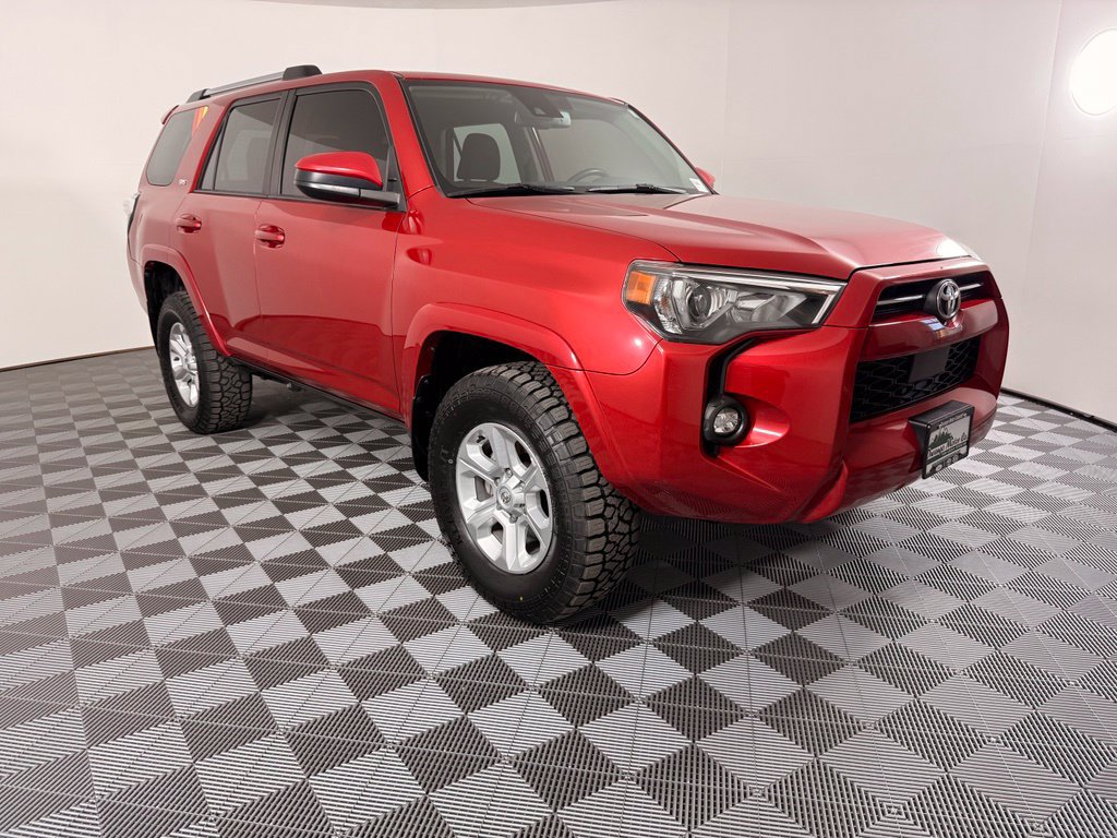 Certified 2022 Toyota 4Runner SR5 AWD/4WD image 5