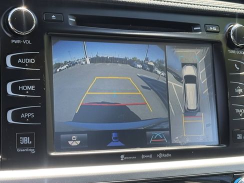 Used 2017 Toyota Highlander Limited Platinum AWD/4WD image 13