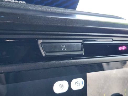 Certified 2025 Ford F150 Lariat w/ Equipment Group 502A High AWD/4WD image 27