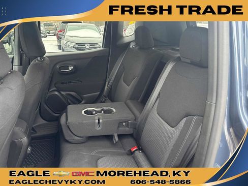 Used 2021 Jeep Renegade Latitude image 25