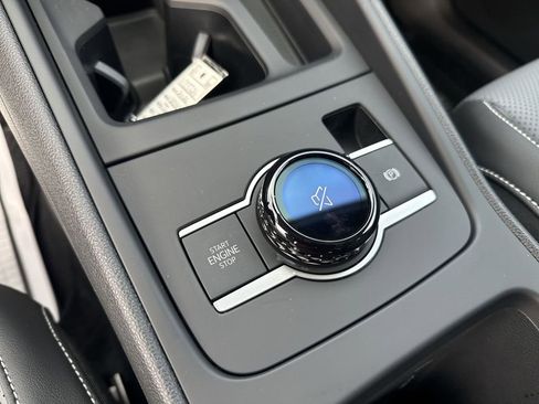 New 2026 Volkswagen Tiguan SE image 30