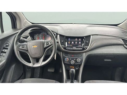 Used 2020 Chevrolet Trax LS w/ Tint and Cruise Package image 13